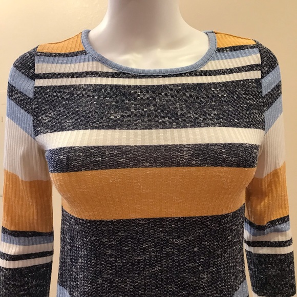 Almost Famous Wide Striped Top Womens Size Medium Long Sleeve Blue Yellow - Picture 5 of 13